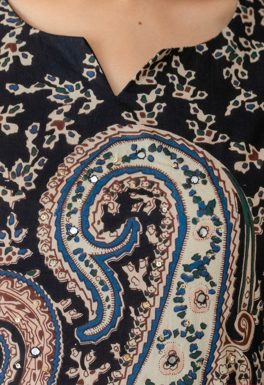 Paisley Printed Straight Kurta with Pant