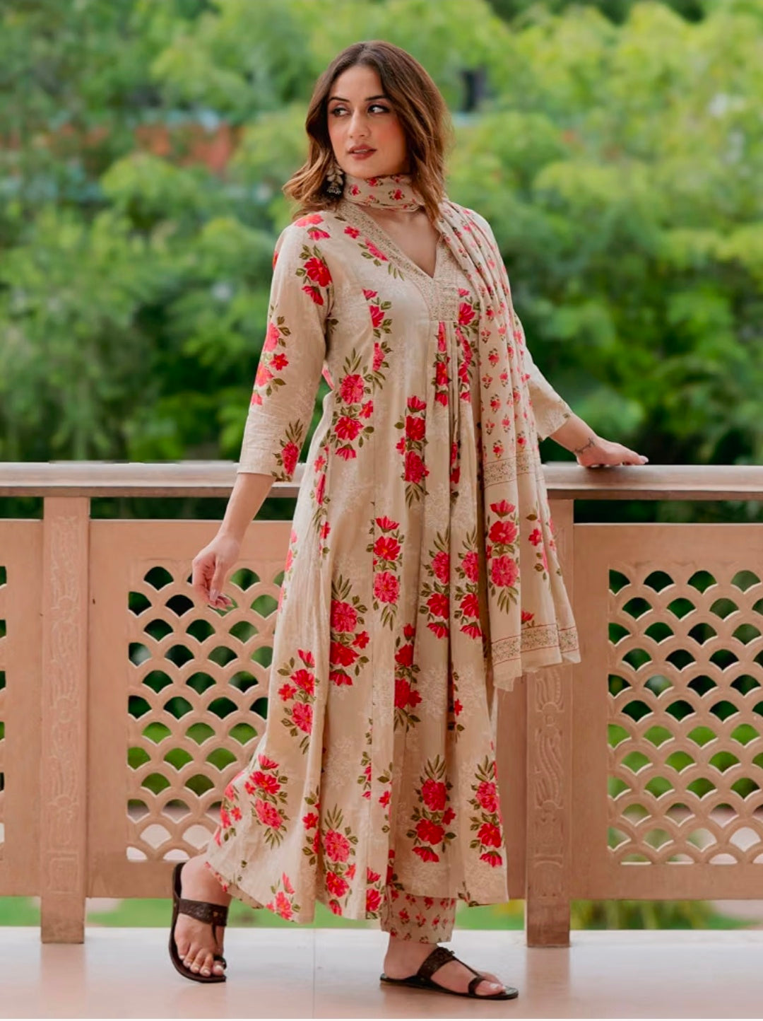 Arayna Women’s Pure Cotton Floral Printed Kurta Pant Dupatta Set | Elegant Ethnic Suit Set with Soft Floral Motifs | Straight Fit 3-Piece Set for Women
