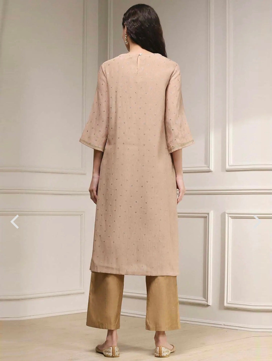 Women's Straight Fit Embellished Kurta with Inner | Round Neck