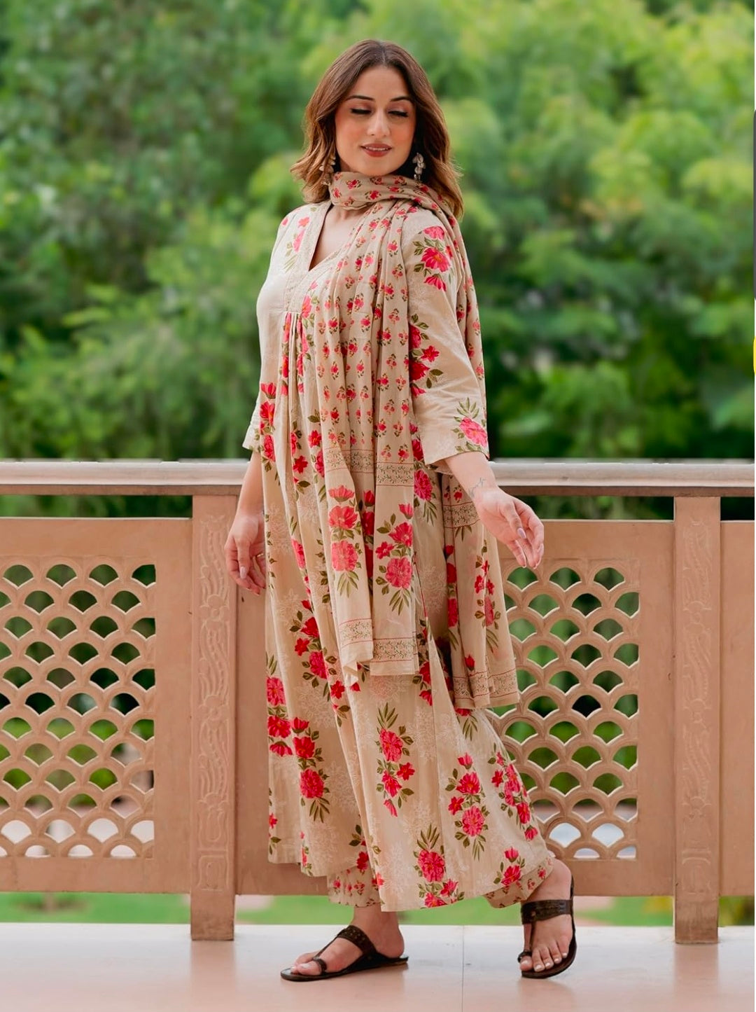 Arayna Women’s Pure Cotton Floral Printed Kurta Pant Dupatta Set | Elegant Ethnic Suit Set with Soft Floral Motifs | Straight Fit 3-Piece Set for Women