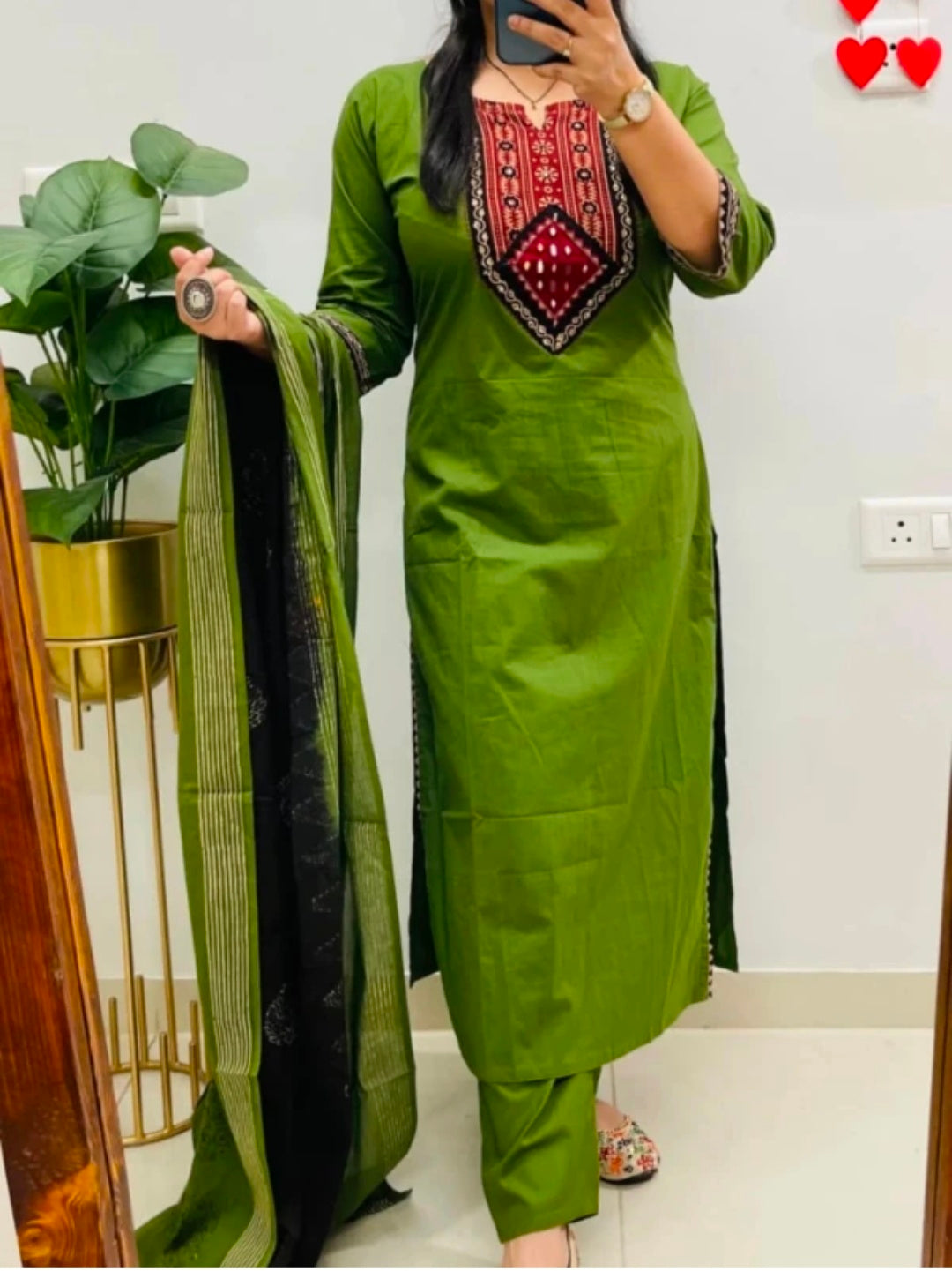 TOINSHO Women's Green & Black Printed Pure Cotton Straight Kurta with Pant and Dupatta Set