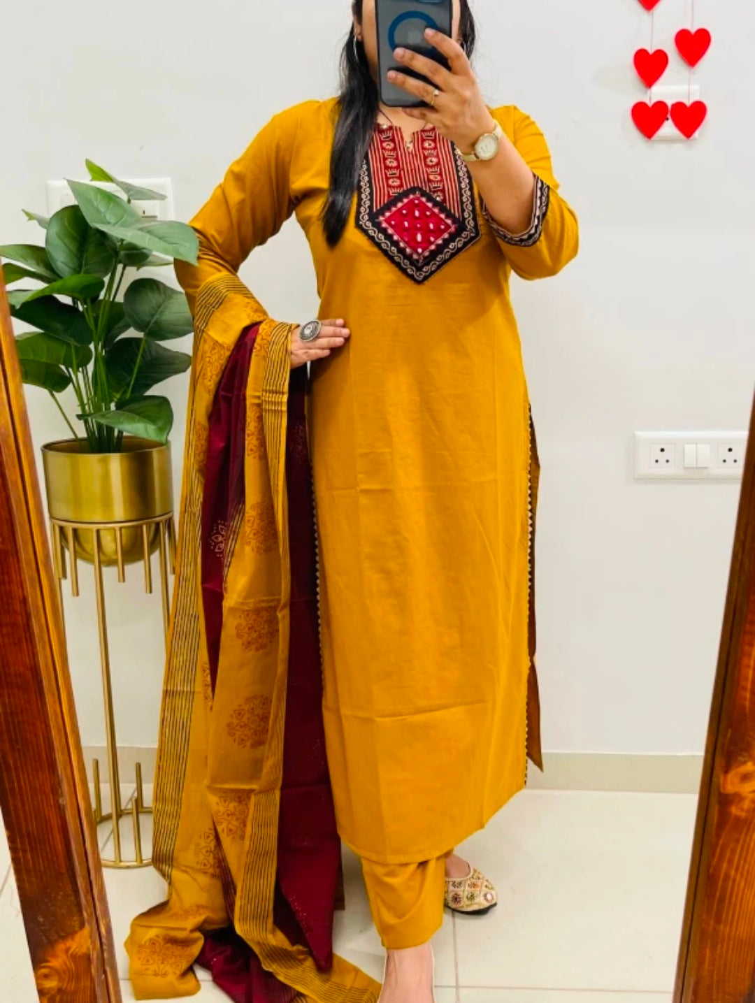 TOINSHO Women's Green & Black Printed Pure Cotton Straight Kurta with Pant and Dupatta Set